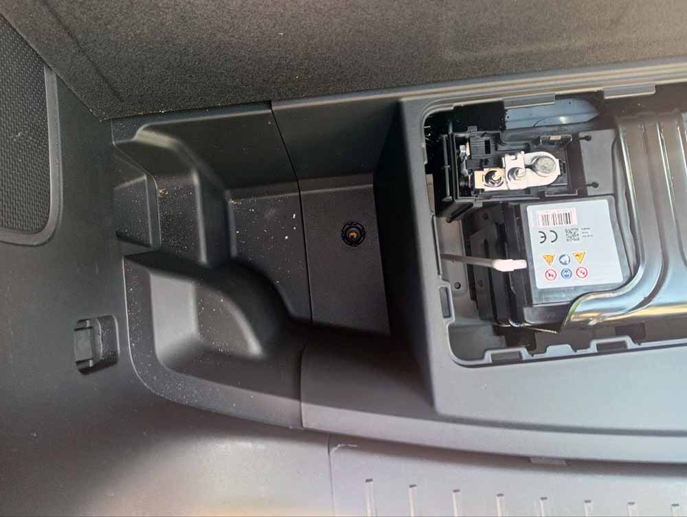Hyundai Santa Fe Hybrid багажник Hyundai Santa Fe Hybrid багажник